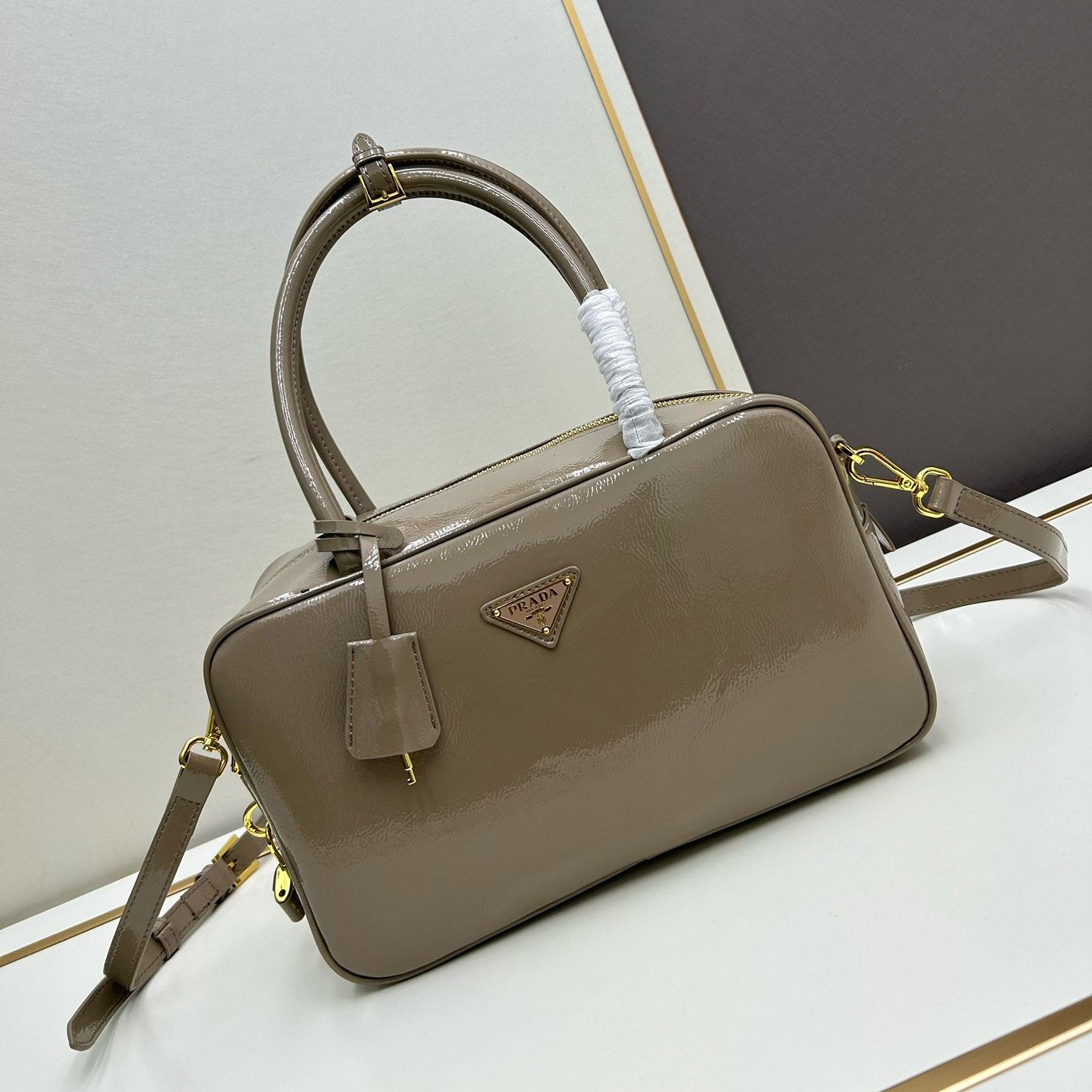 Pra*a top handle bags